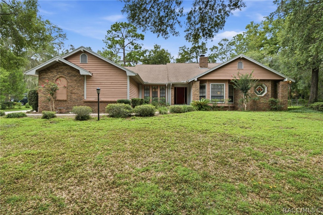 2705 W Live Oak Street — photo