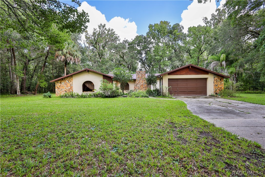 18255 Lake Lindsey Road — photo