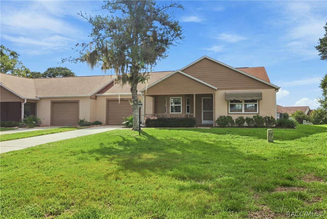 3579 N Willowtree Point — photo