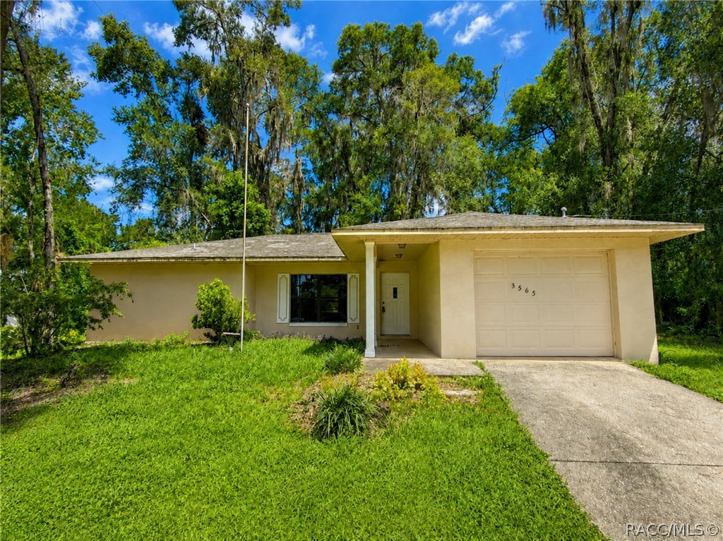 3565 E Perry Street — photo