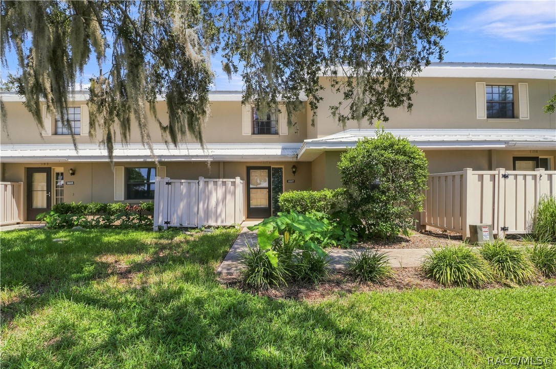 11597 W Bayshore Drive SW 117 — photo