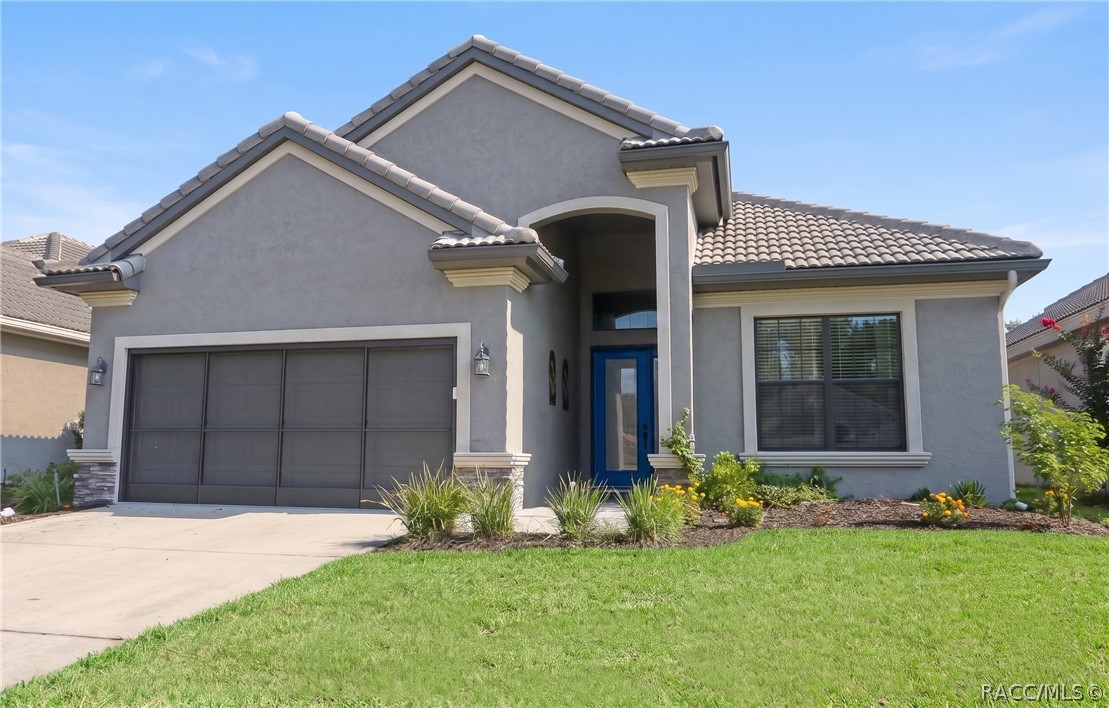 1677 W Laurel Glen Path — photo