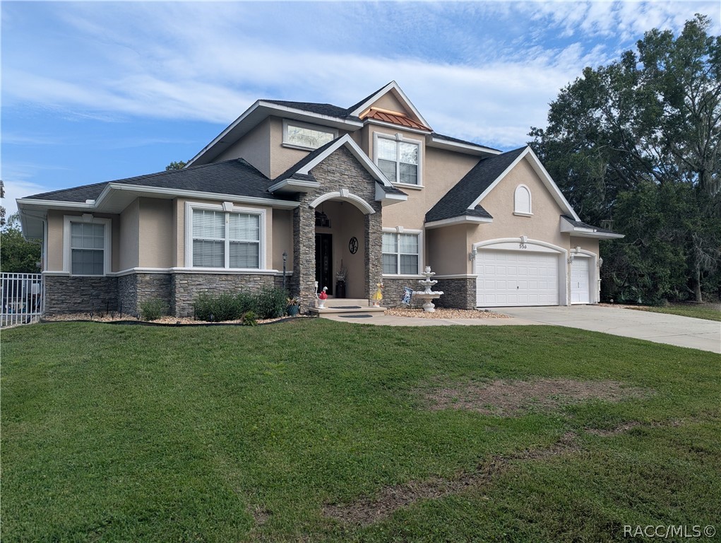 556 NW Fern Drive — photo