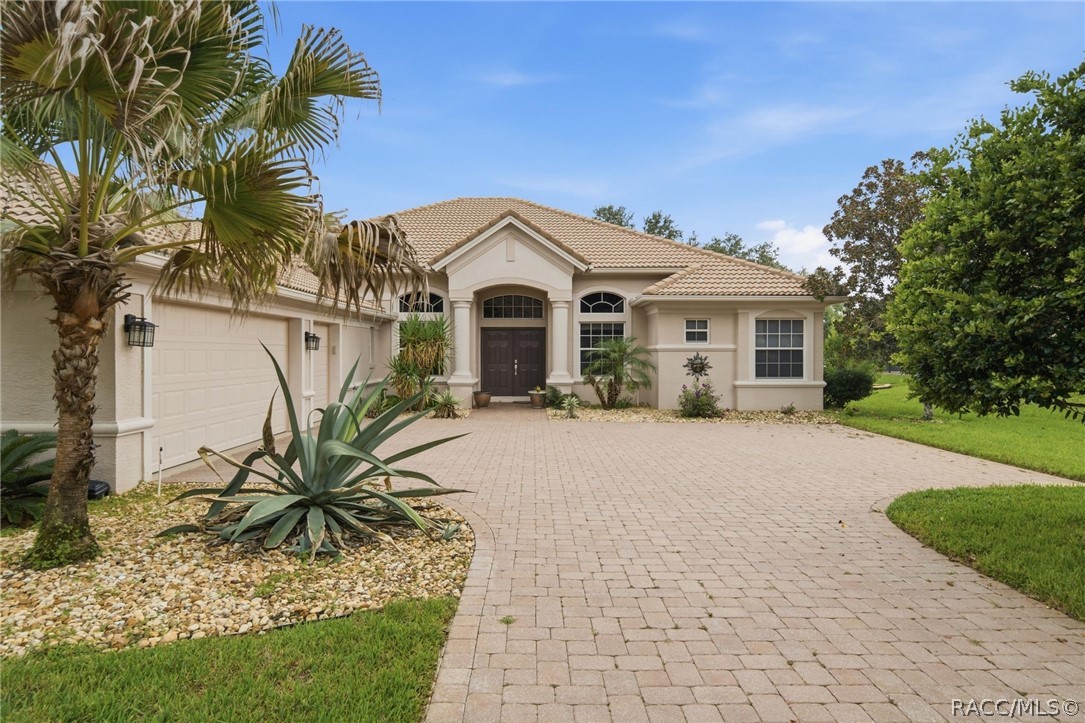 1041 W Beagle Run Loop, Hernando, FL 34442 — photo 2