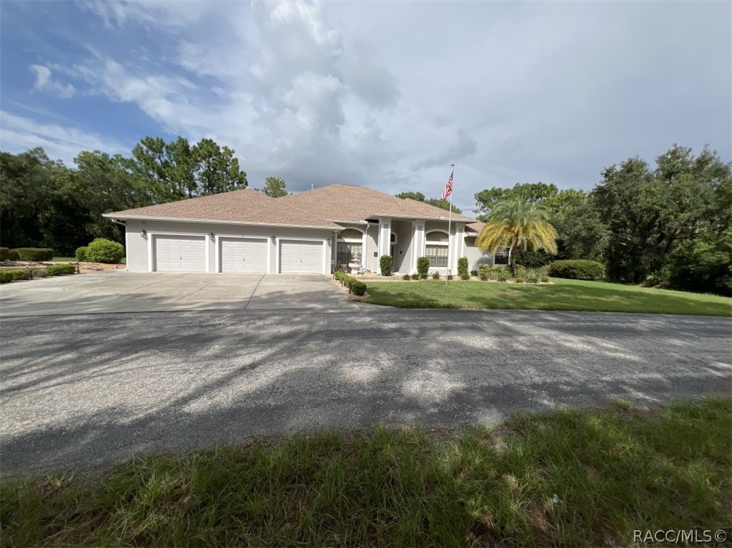 14 Drypetes Court E — photo