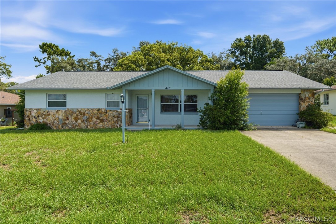 416 W Buttonbush Drive — photo