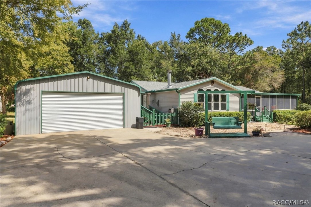 3159 N Holiday Drive — photo