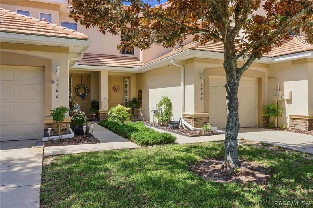 1708 W Spring Meadow Loop — photo