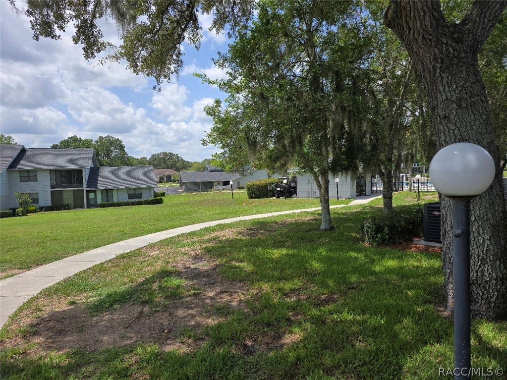 Home in Hernando, FL 34442 — photo 2