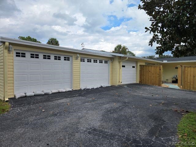7507 W 7 Rivers Drive — photo