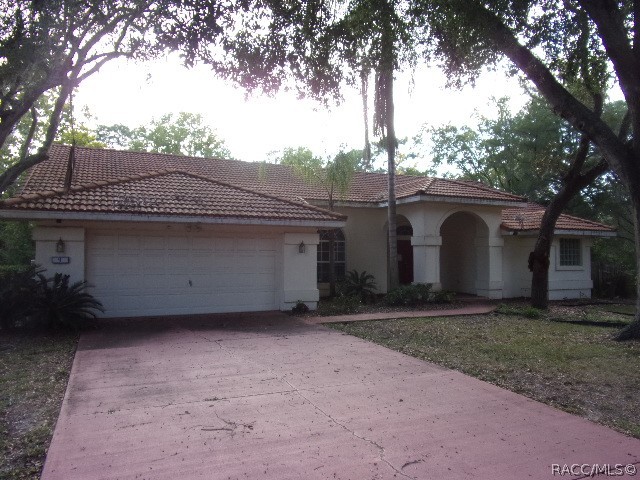 4 Fiddlewood Court — photo