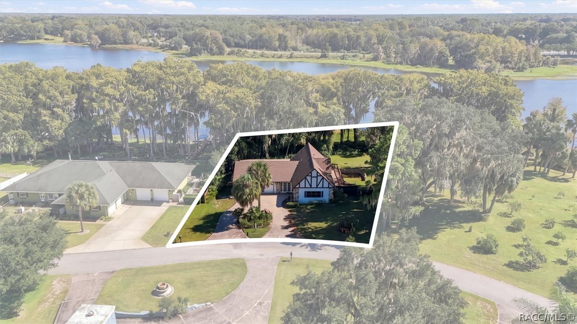 1405 S Waterview Drive — photo