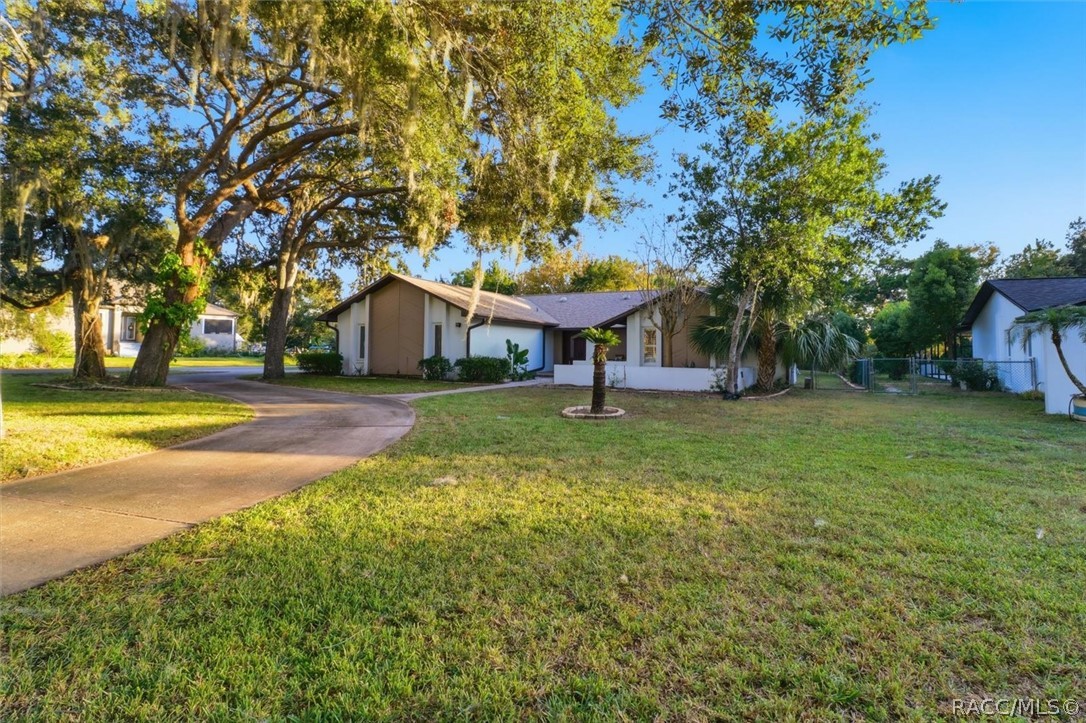 11806 W Riverhaven Drive — photo