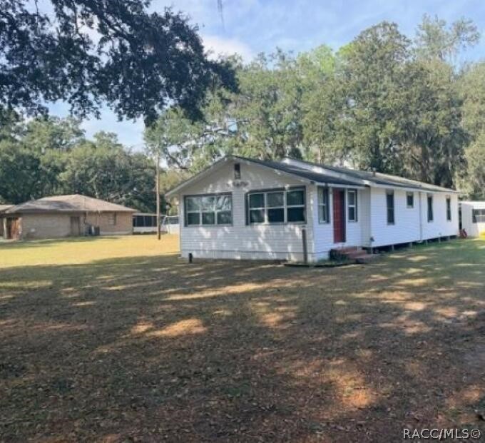 725 W Socrum Loop Road — photo