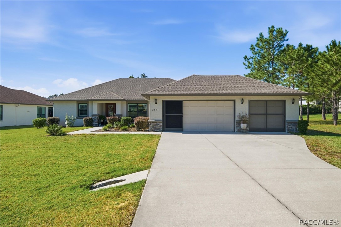2551 N Brentwood Circle — photo