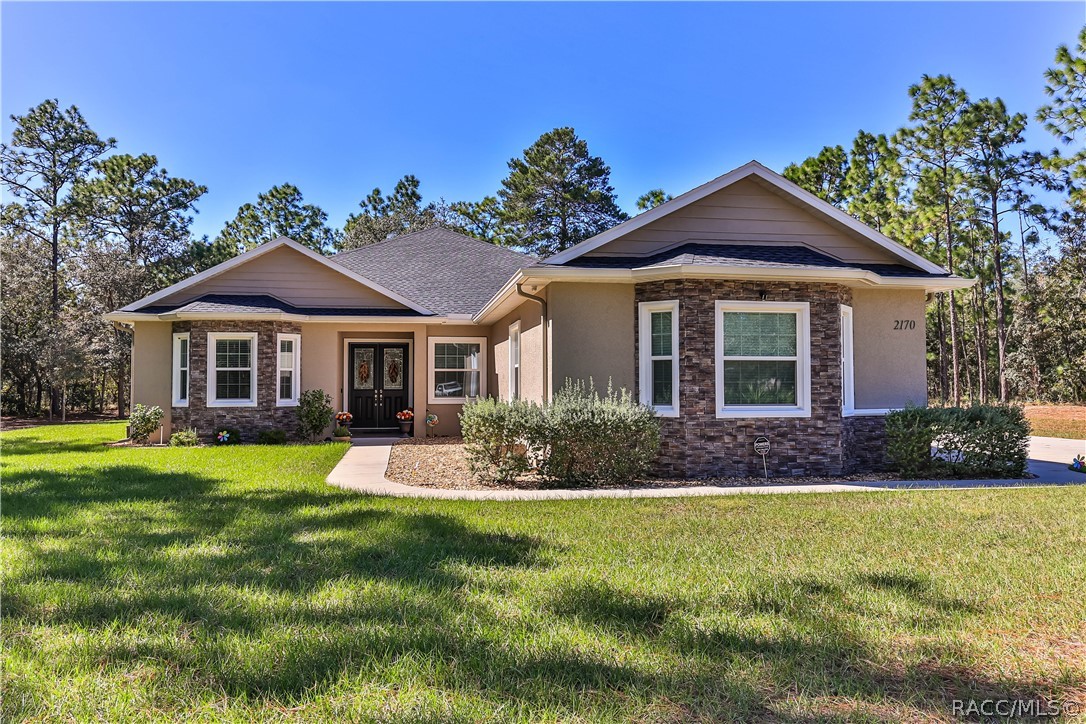 2170 W Tall Oaks Drive — photo