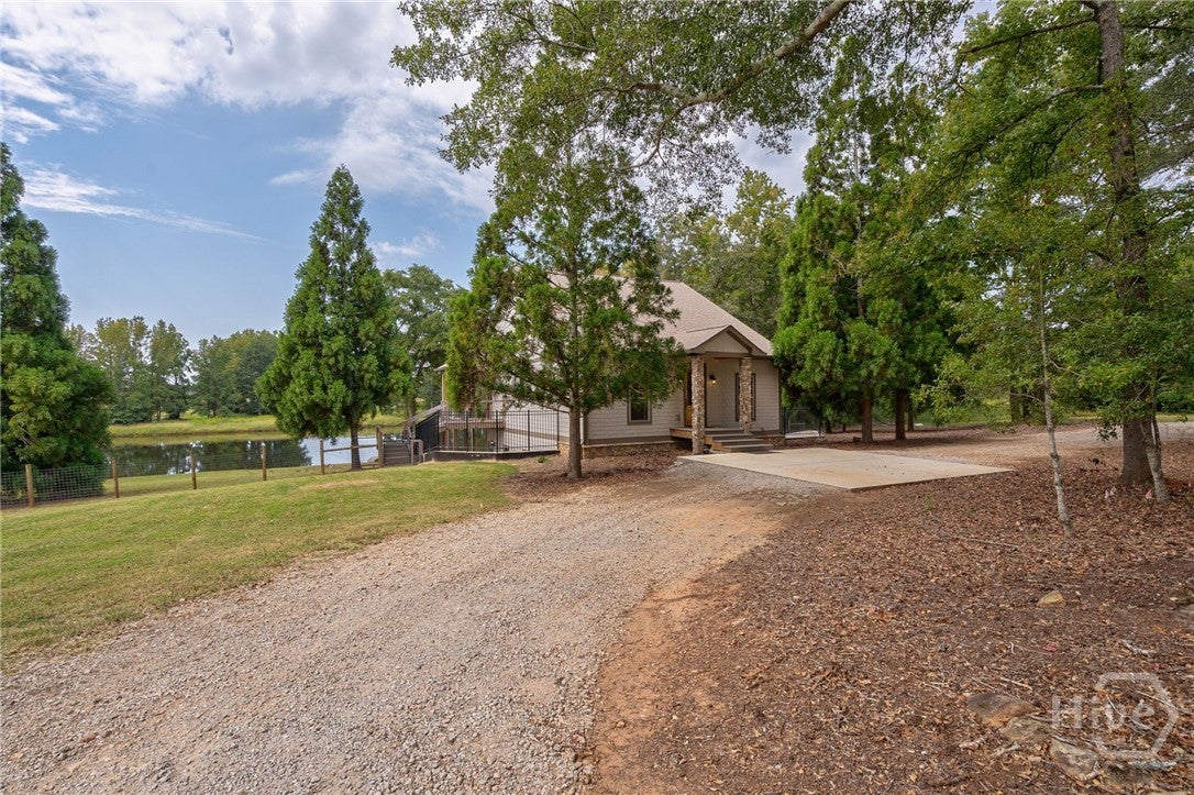 1364 Old Bishop Road — photo