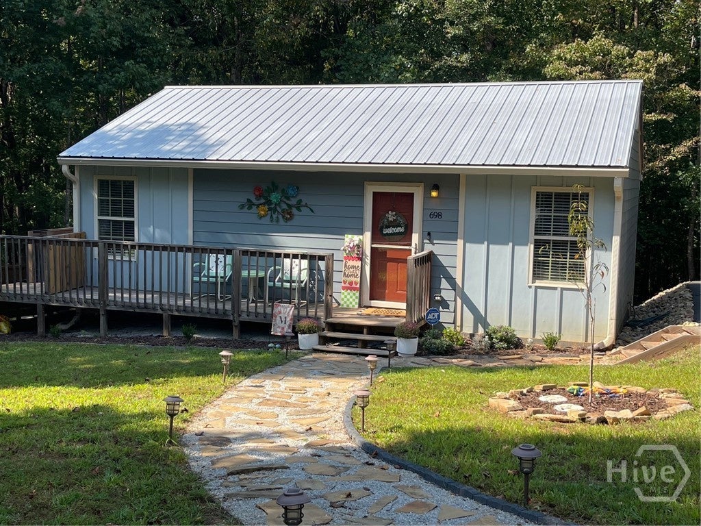 698 Ivy Creek Drive — photo