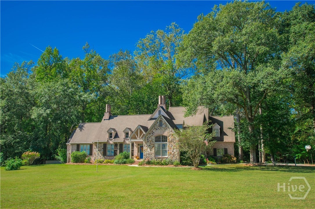 1145 Thurston Snow Road — photo