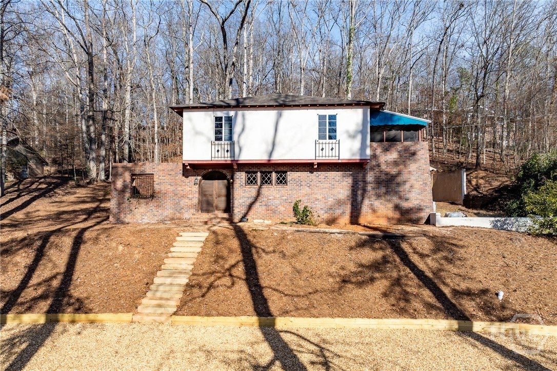 340 Dogwood Drive — photo