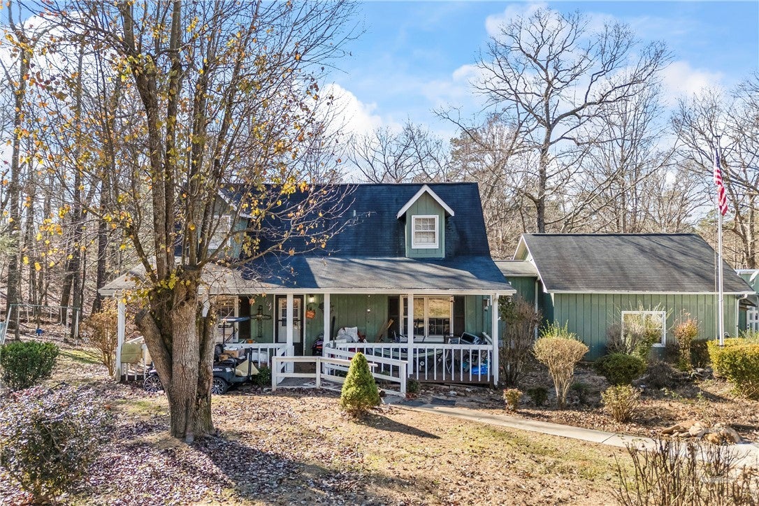 183 Golden Valley Drive — photo