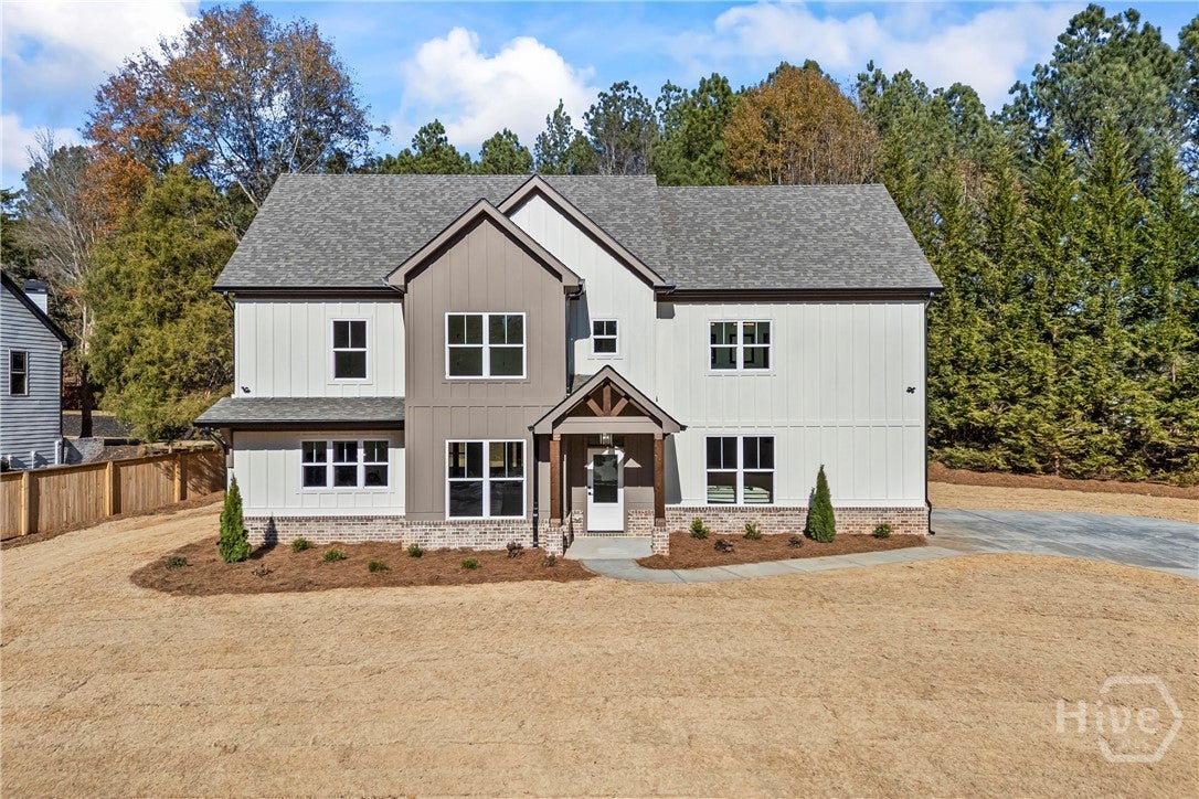 1040 Greenwood Circle — photo