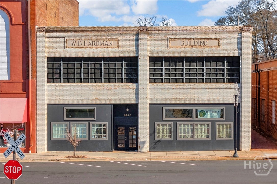 1642 S Broad St Unit 23 — photo