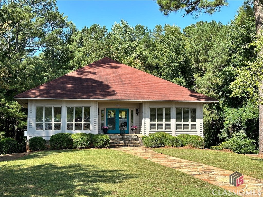 1251 Club Drive — photo