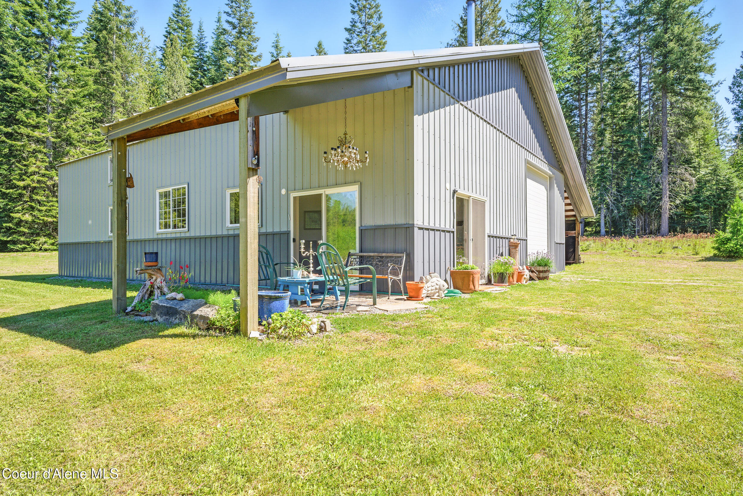 670 Sunset Rd — photo
