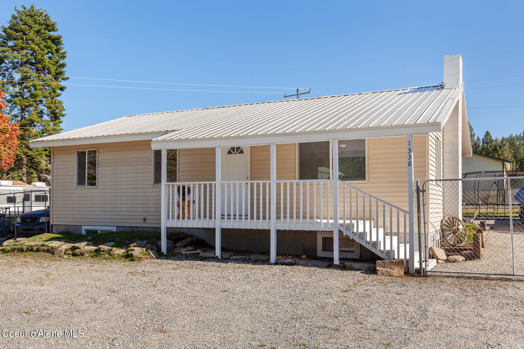 1338 S Bonanza Rd — photo