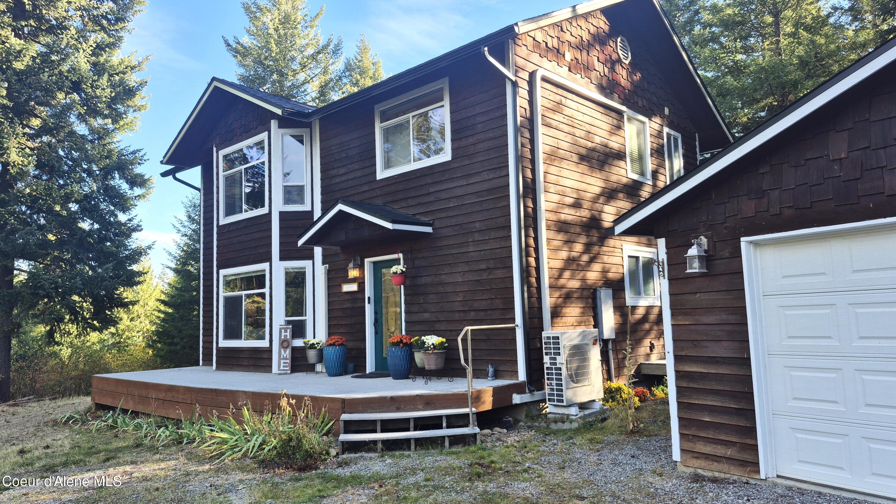 596 Overlake View Rd — photo