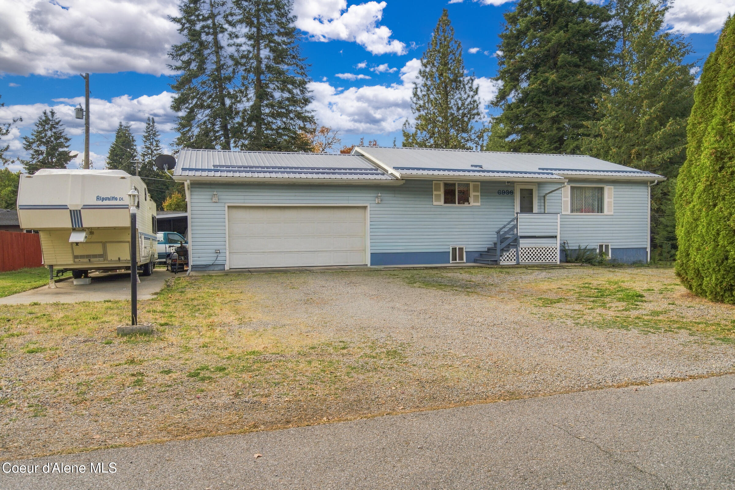 6936 W Trevor St — photo