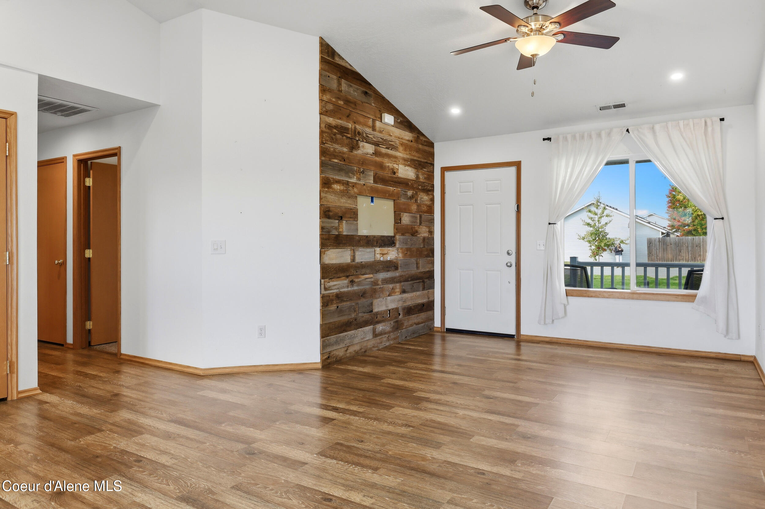 2768 E Knapp Cir, Post Falls, ID 83854 — photo 3
