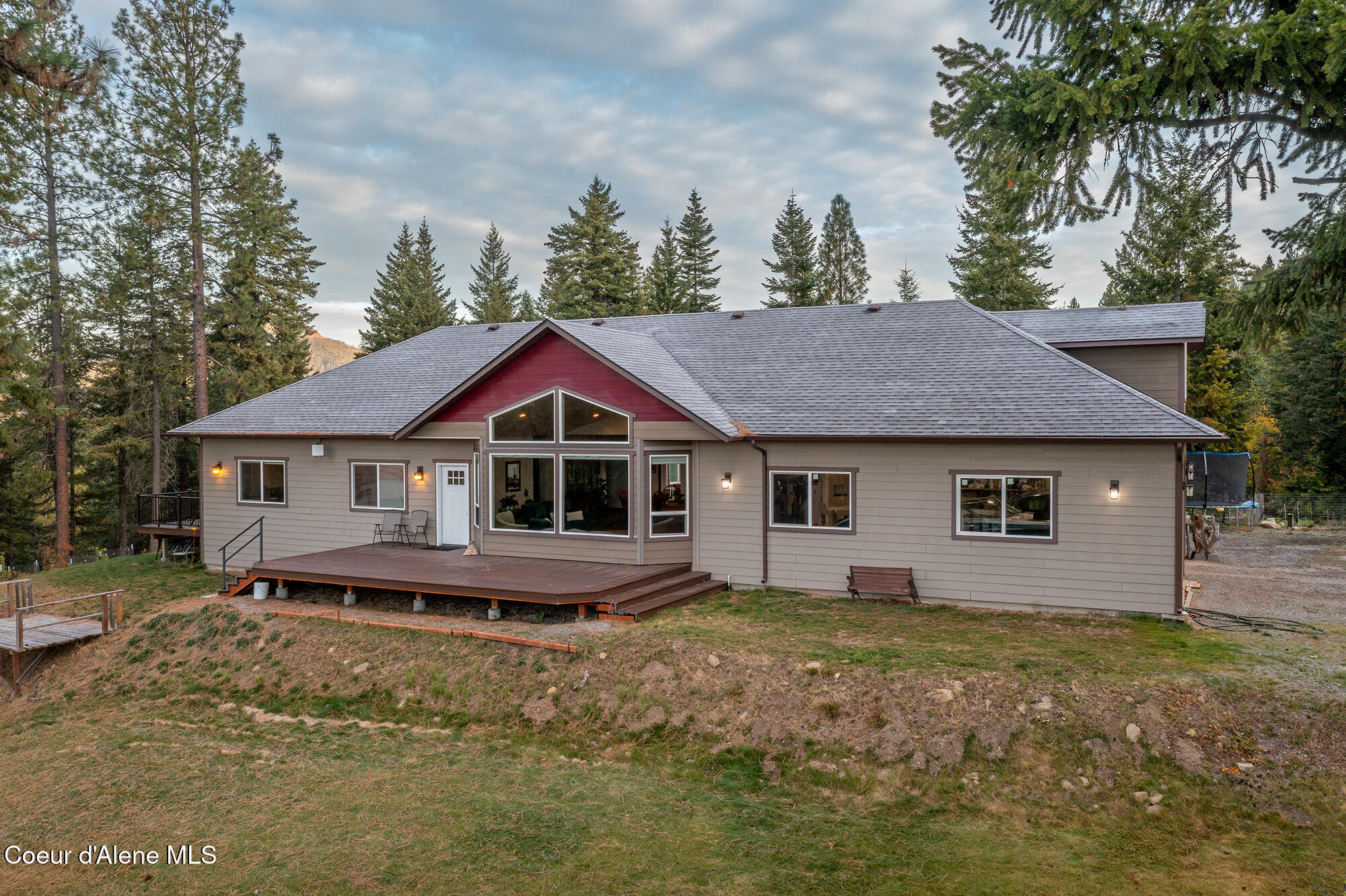 15657 N Smith Ave, Hauser, ID 83854 | Realty.com