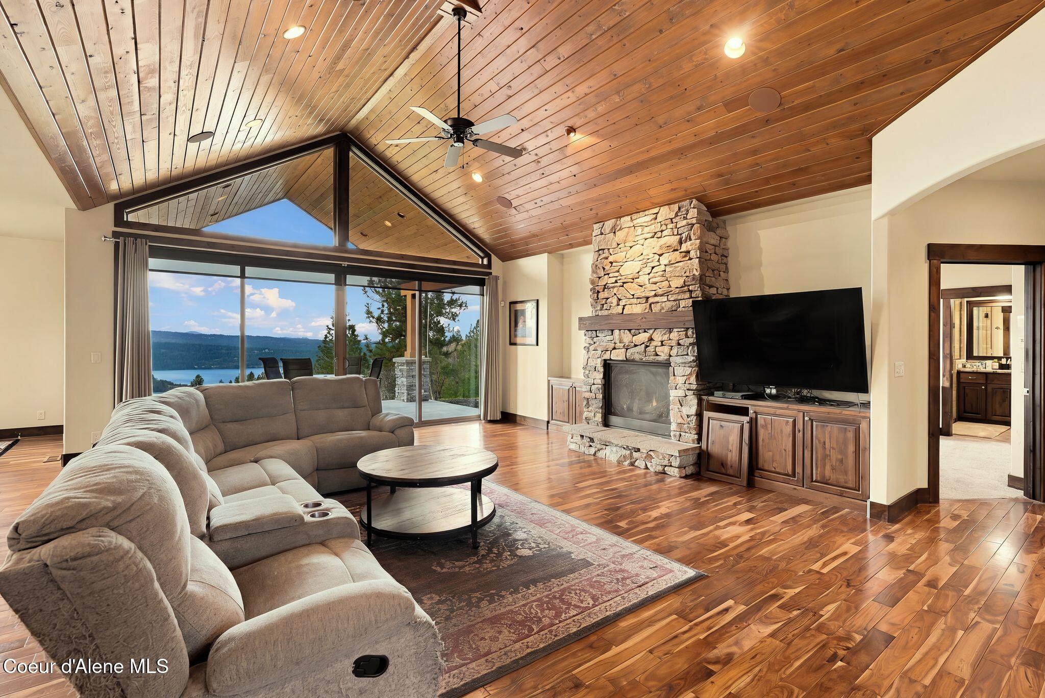 5352 E Shiras Rd, Coeur d'Alene, ID 83814 | Realty.com