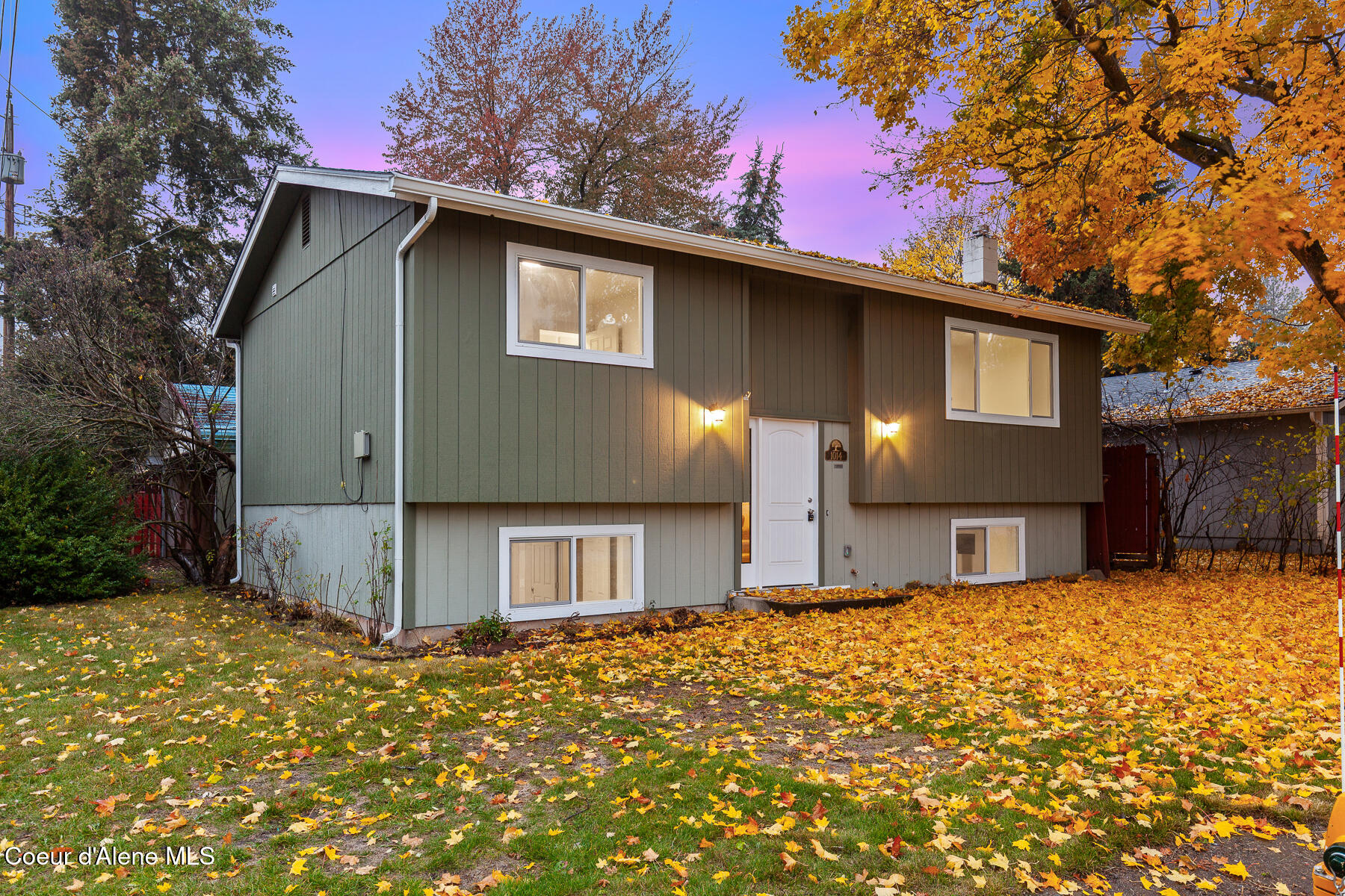 1014 E Gilbert Ave — photo