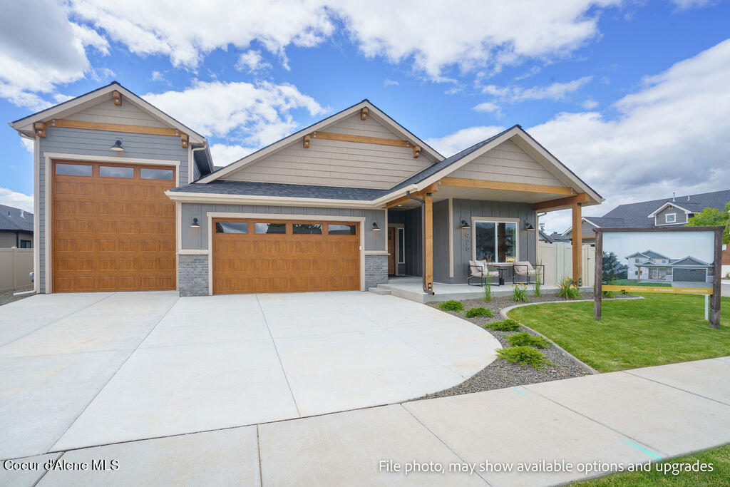 926 W Cordgrass Ave — photo
