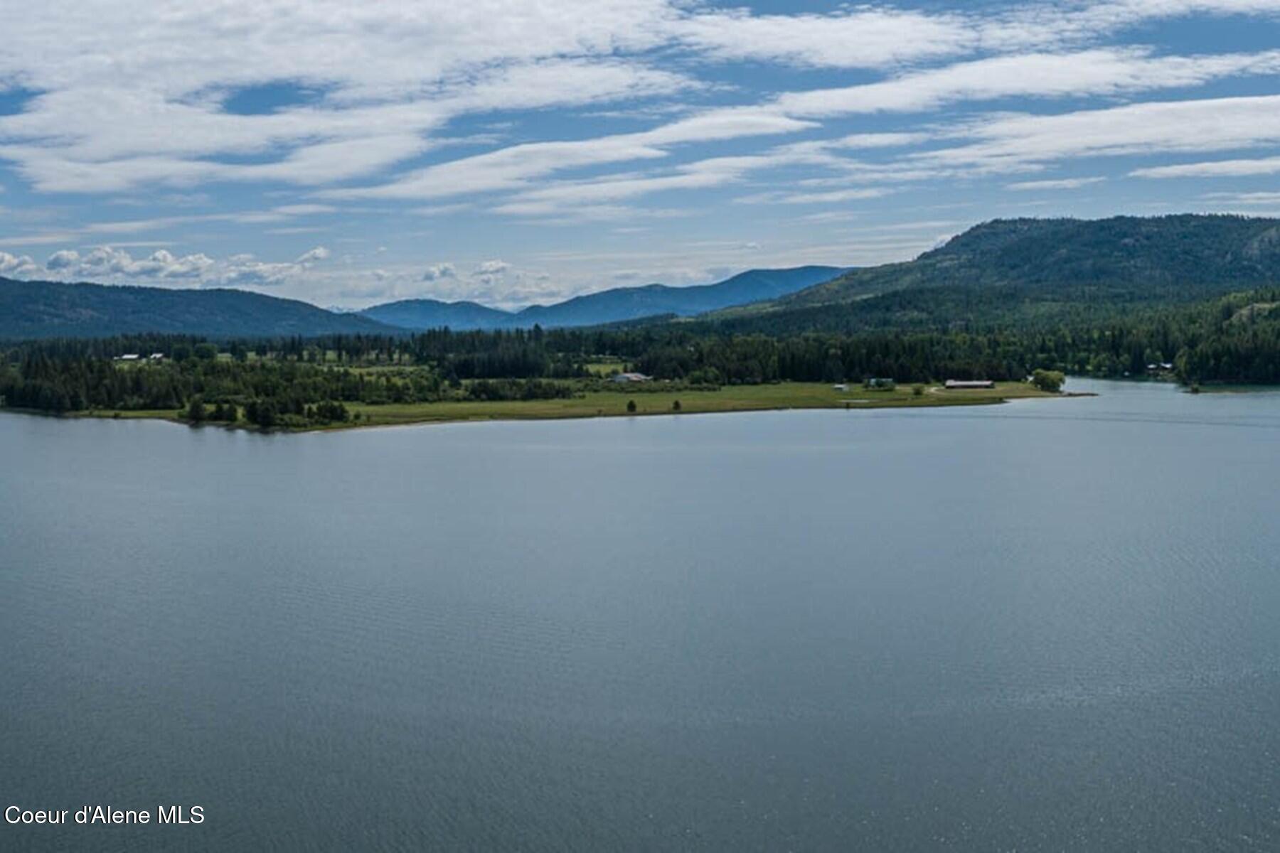 475 Campbell Point Rd — photo