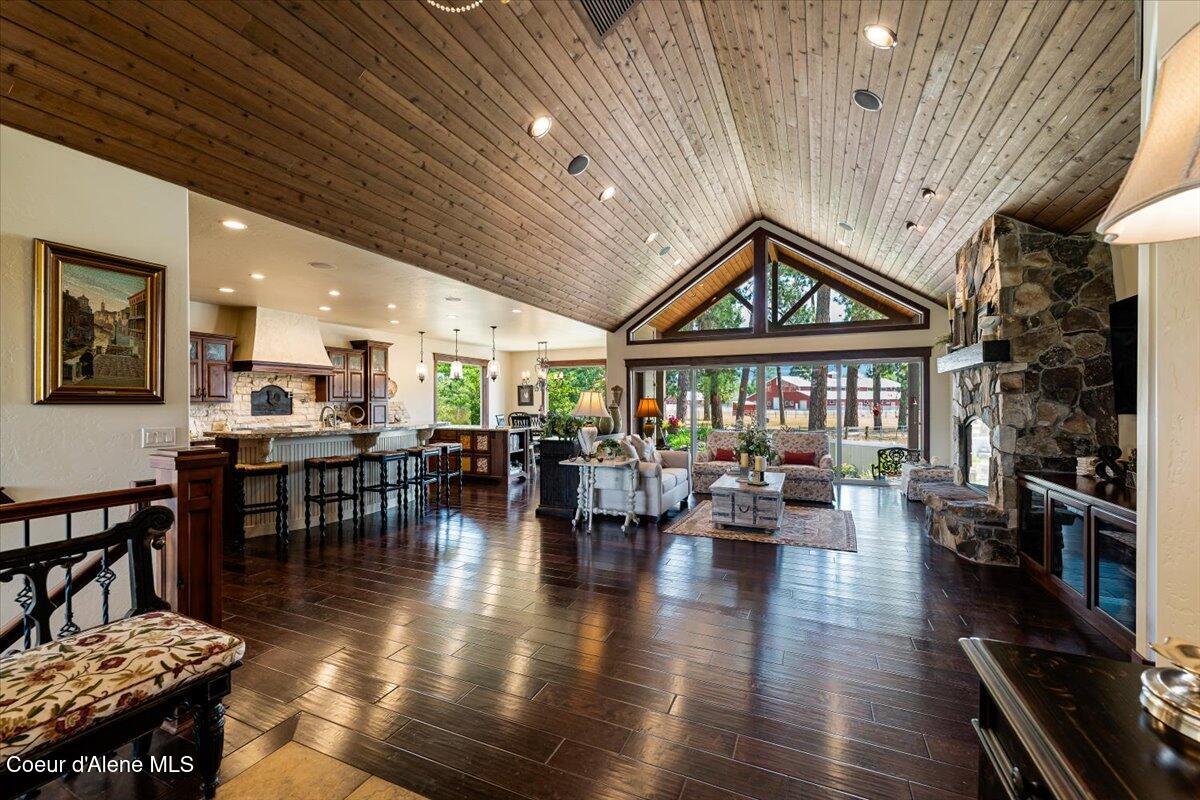 11042 N Cattle Dr — photo