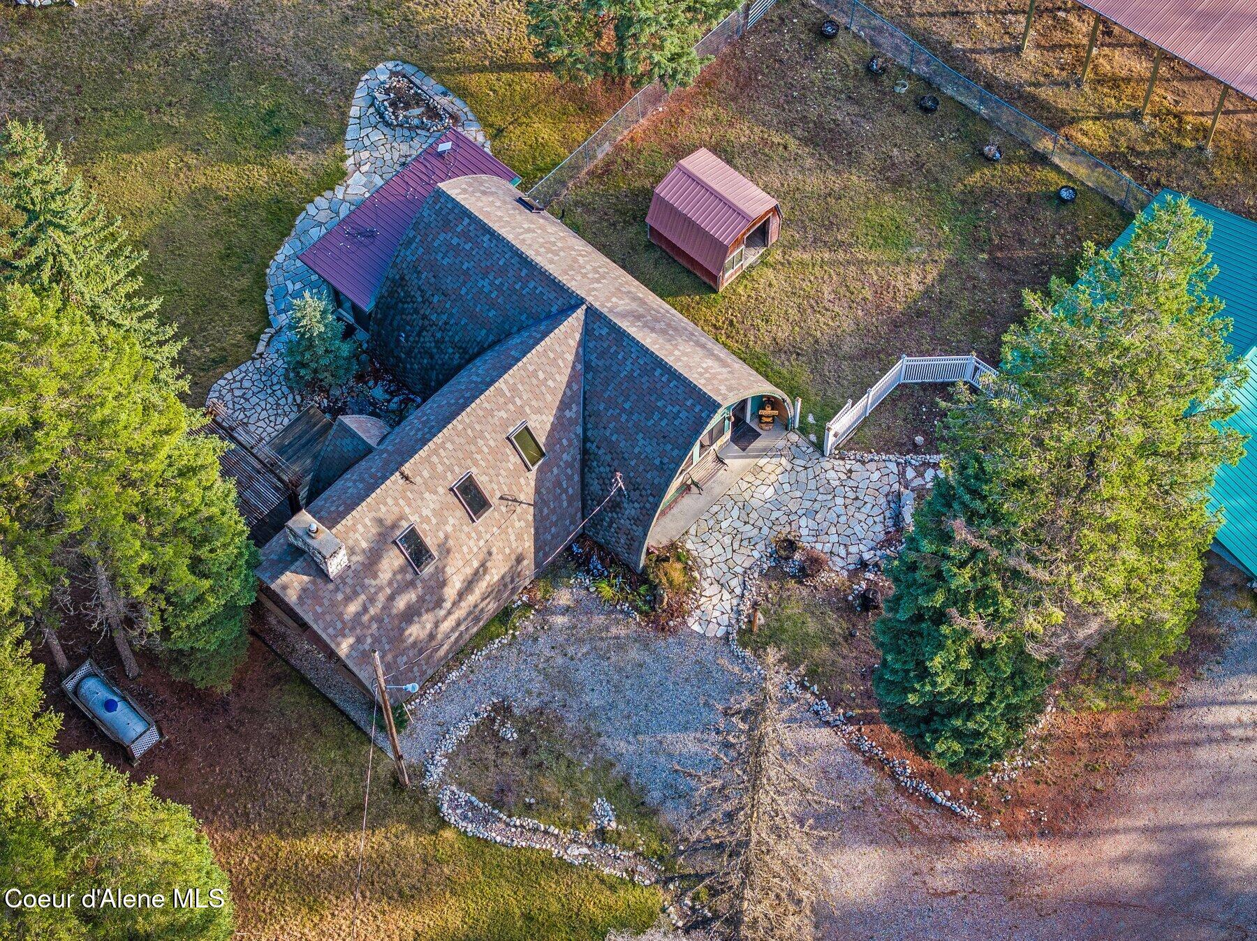 762 Reeder Bay Rd, Nordman, ID 83848