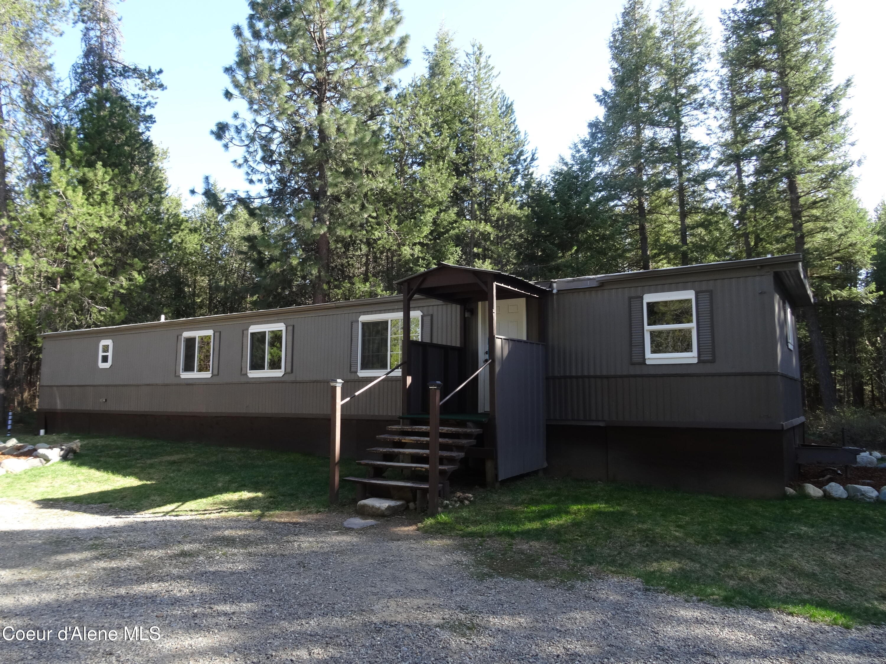 552 Outback Loop — photo
