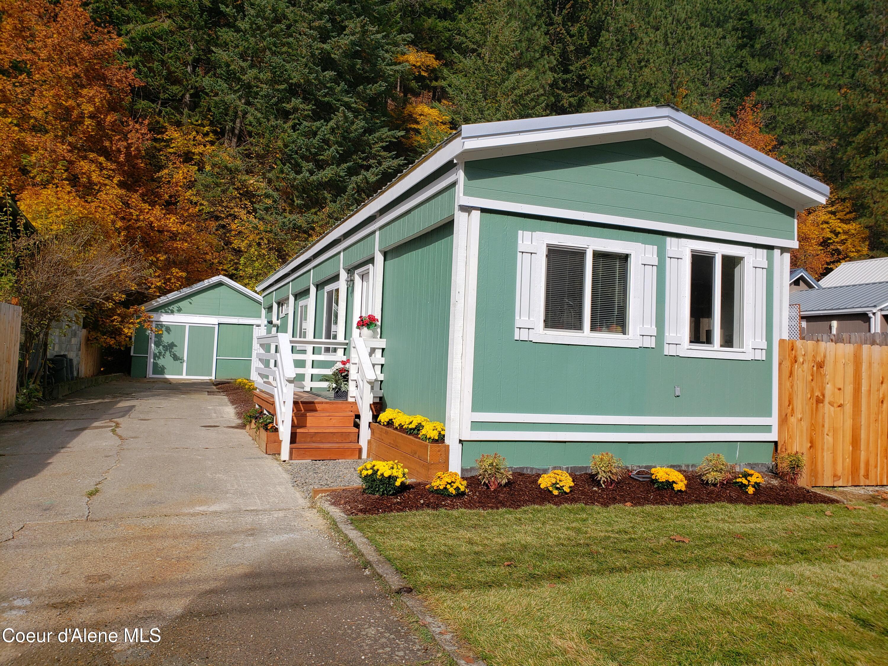 531 Burke Rd — photo