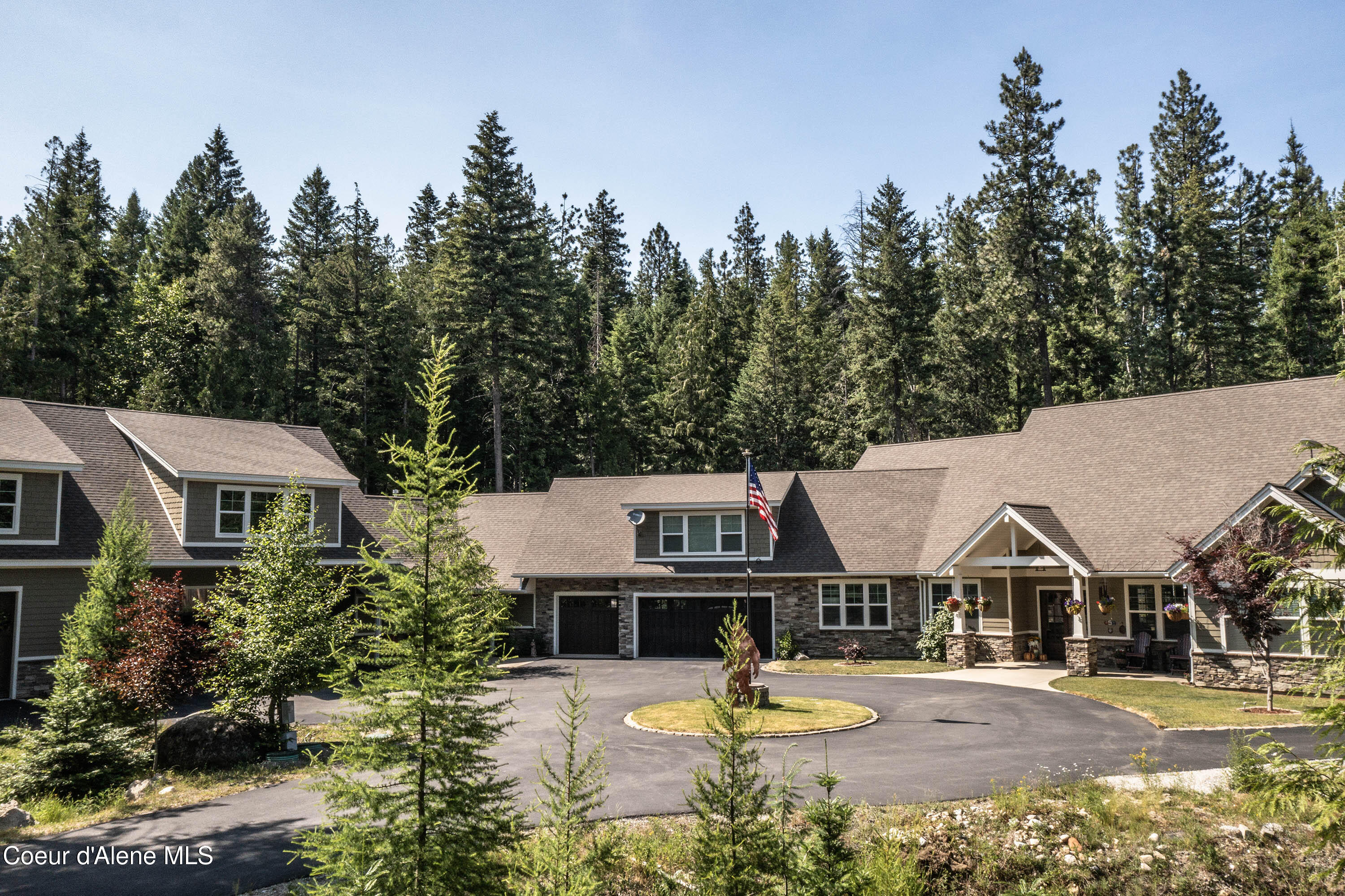 399 Forest Knolls Dr — photo