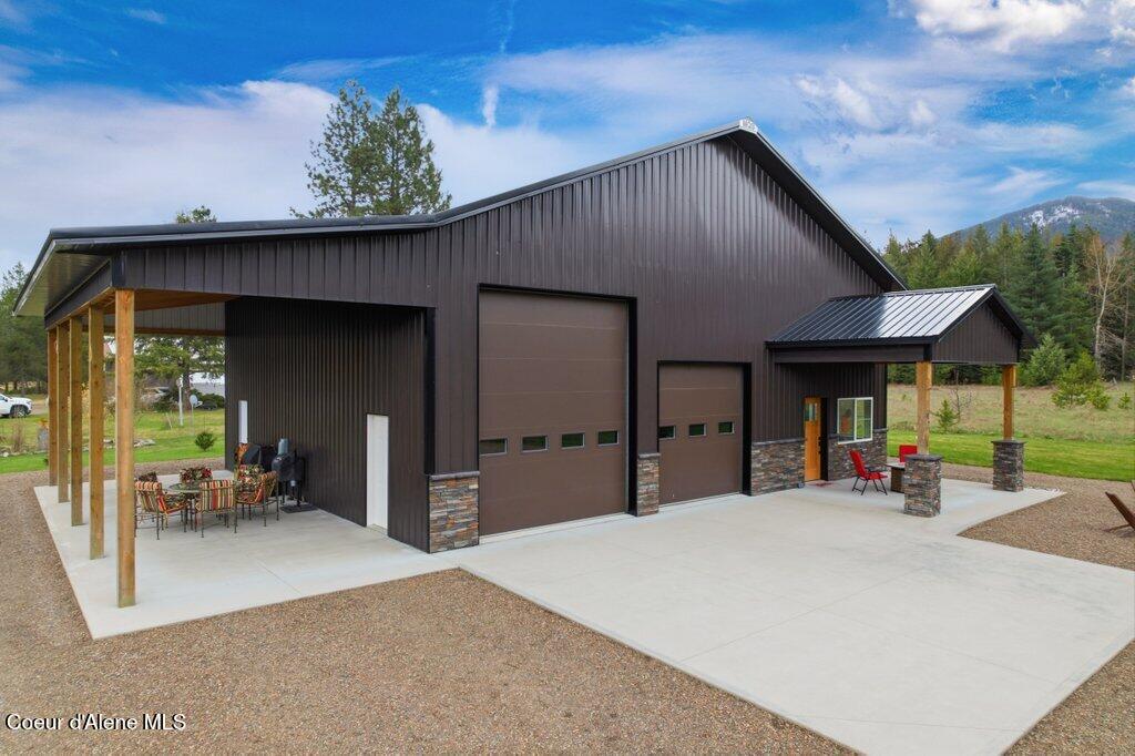 92 Bluebird Ln — photo