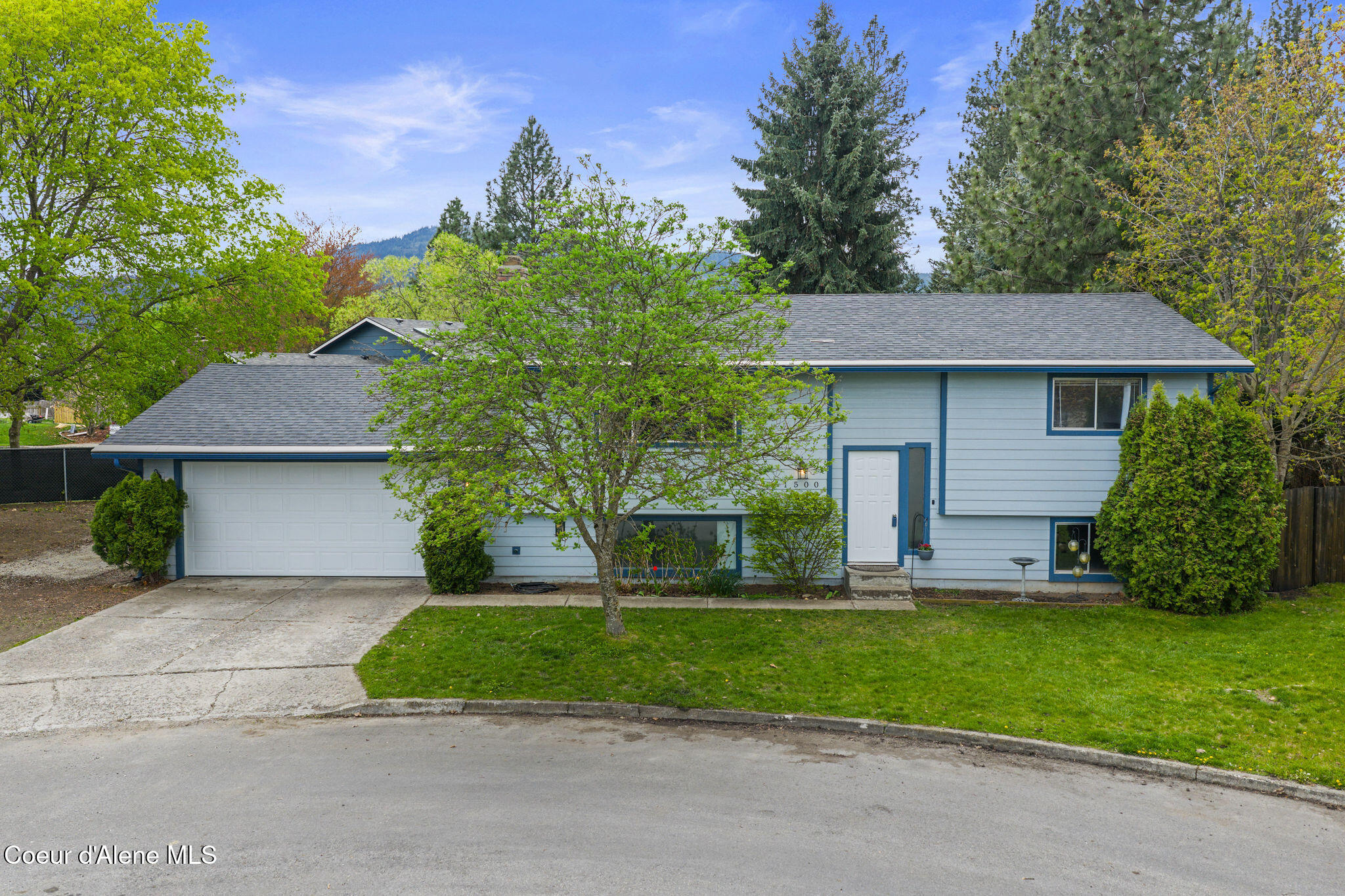 1500 E Brook Dr — photo