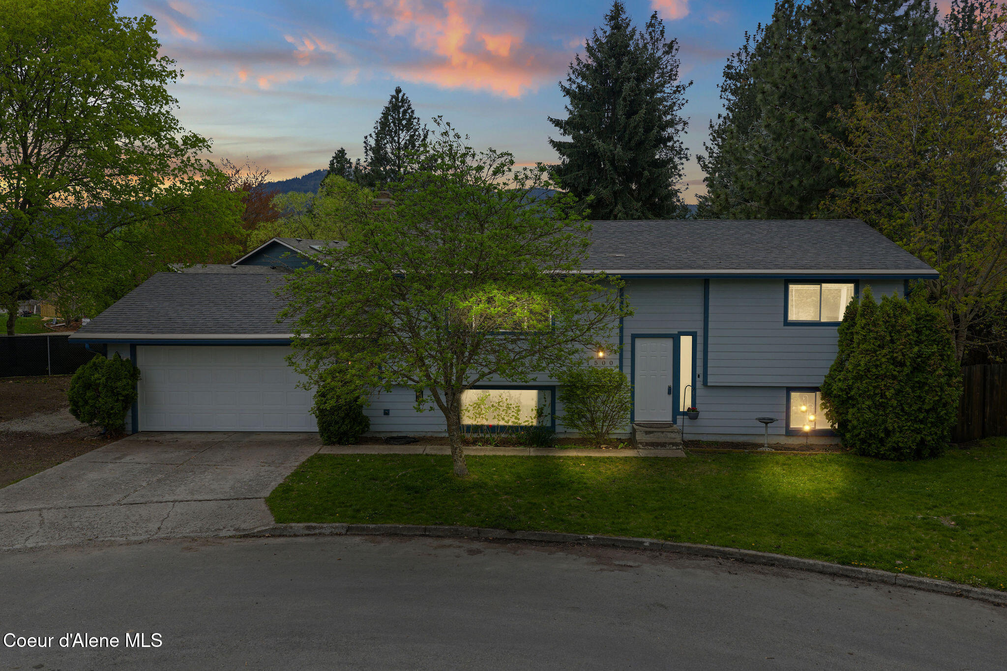 1500 E Brook Dr, Post Falls, ID 83854 — photo 2