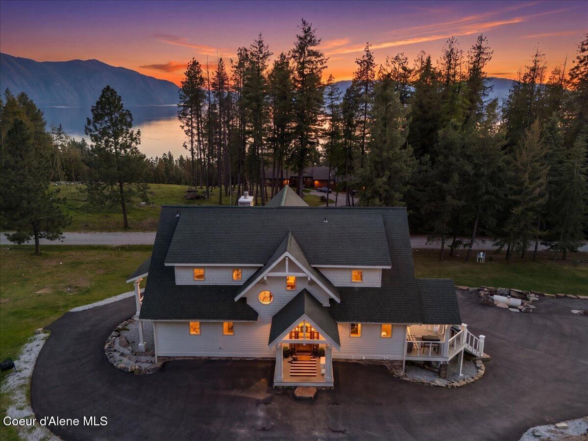 357 E David Thompson Rd — photo