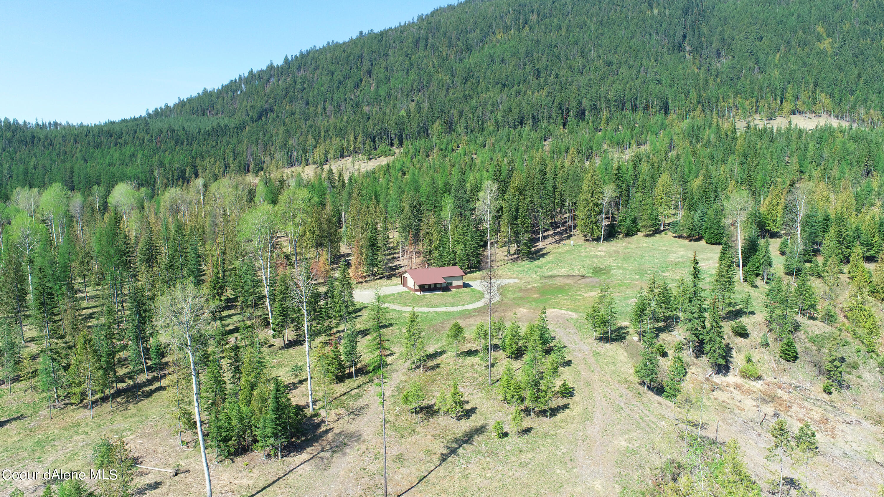 8694 Meadow Creek Rd — photo