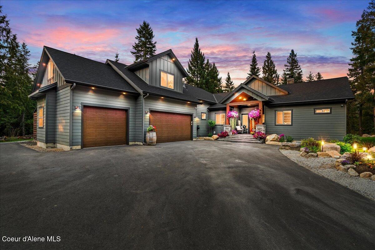 529 S Beaver Lake Rd — photo