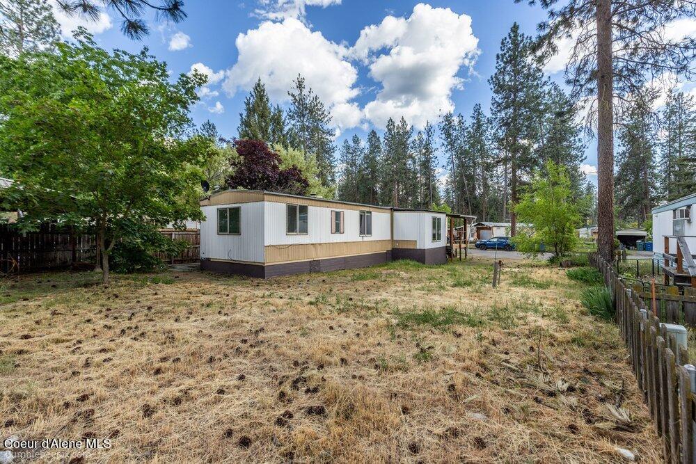 3075 E Collingwood Ave — photo